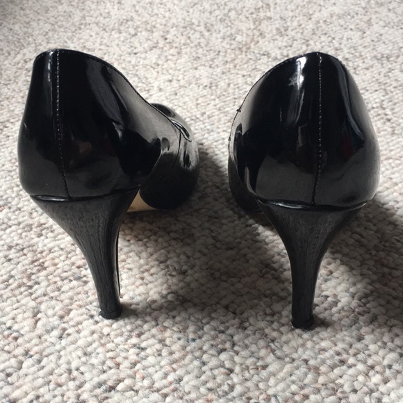 Black Patent Leather Heels - Picture 3 of 3